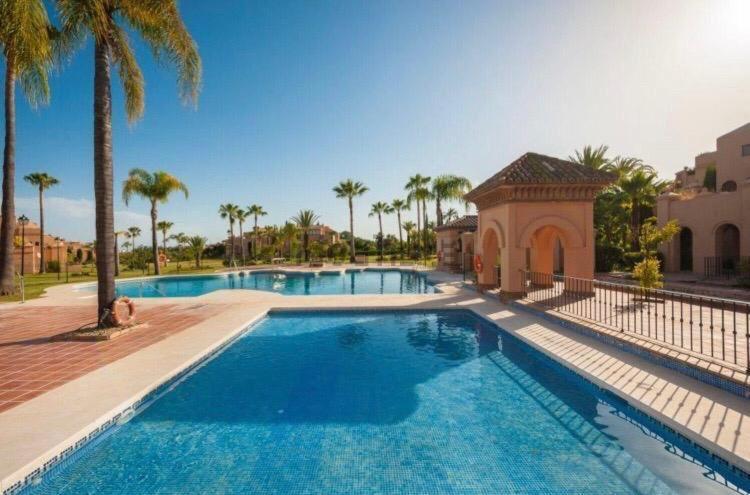 Apartamento La Cartuja Del Golf Estepona Exterior foto